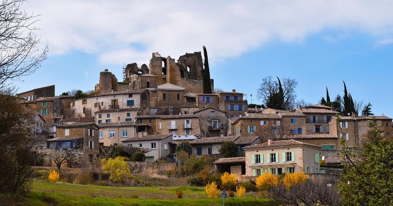 Vivre dans un mas provençal : les vrais avantages de la vie à la campagne